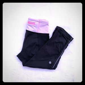 Lululemon Athletica Cropped Pants
